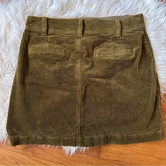 Madewell Green Corduroy mini skirt with front pockets. EUC Y2K size 10 - Picture 3 of 8